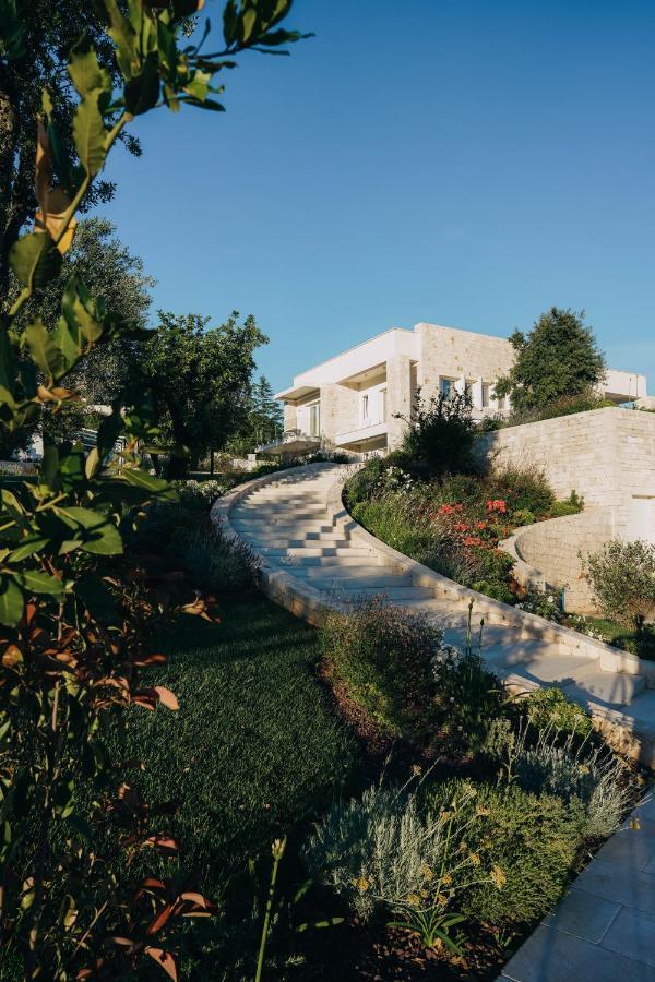 Essenza Relais Contemporaneo Bed & Breakfast Cisternino Ngoại thất bức ảnh