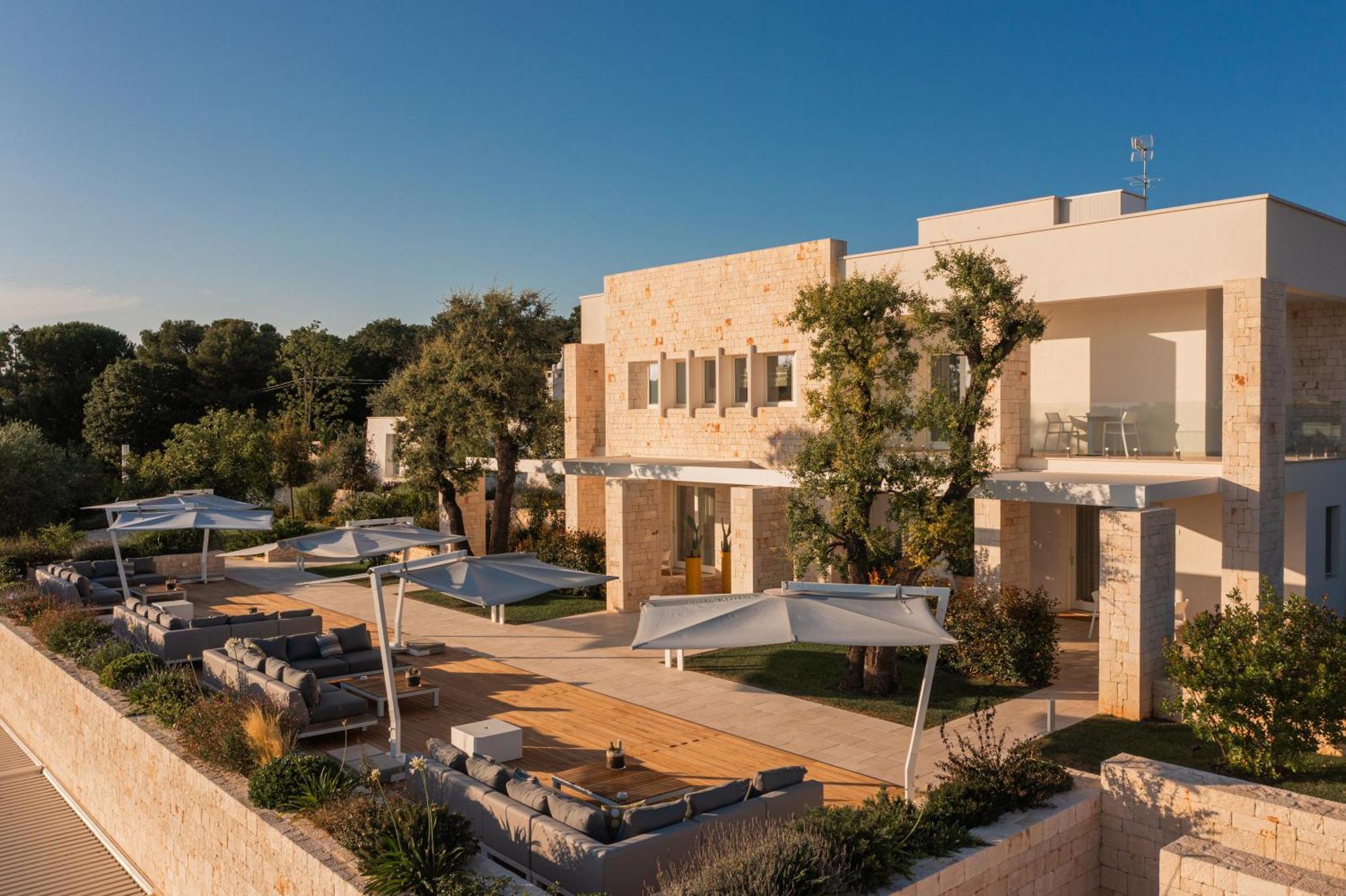 Essenza Relais Contemporaneo Bed & Breakfast Cisternino Ngoại thất bức ảnh