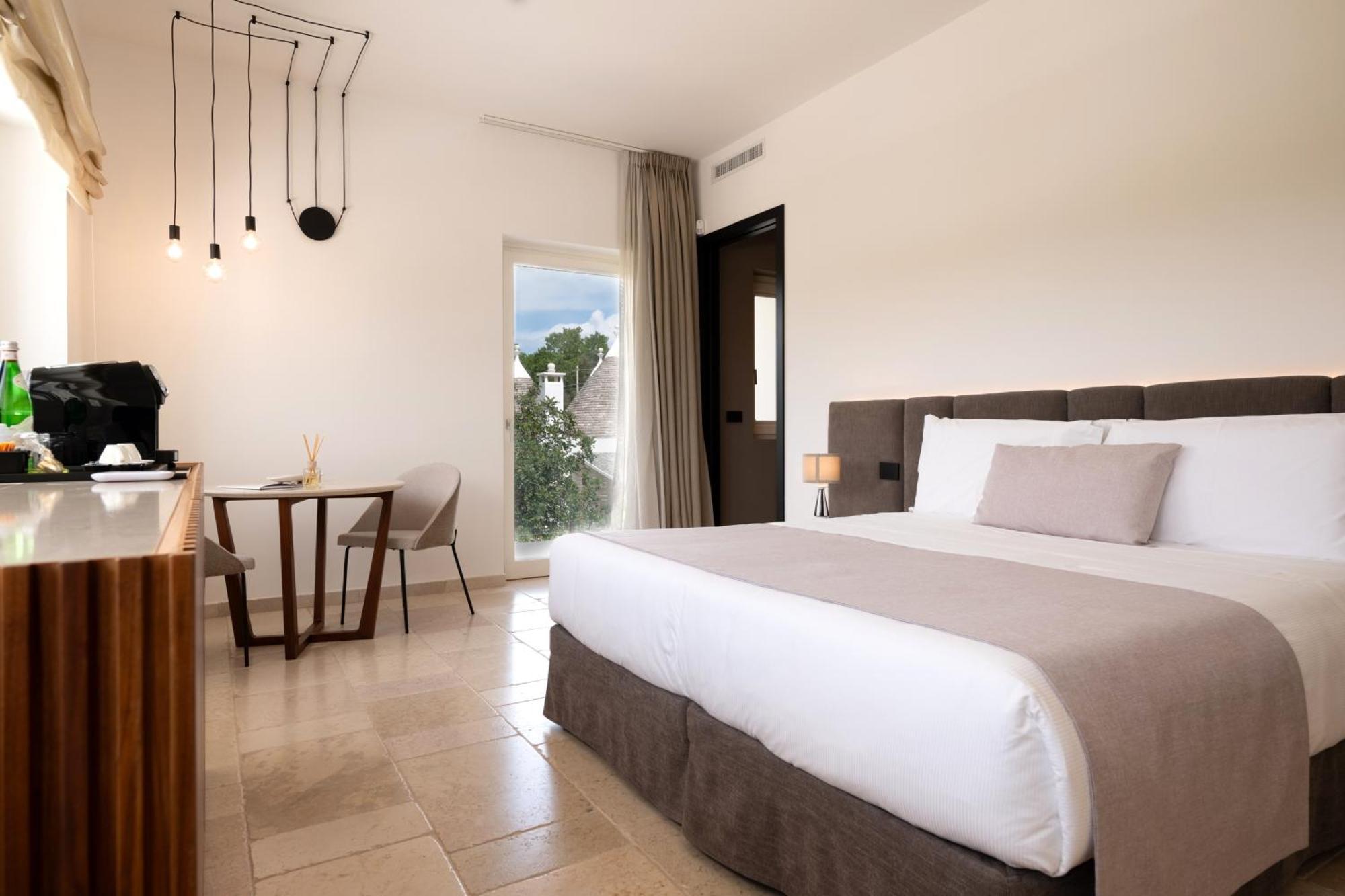 Essenza Relais Contemporaneo Bed & Breakfast Cisternino Ngoại thất bức ảnh
