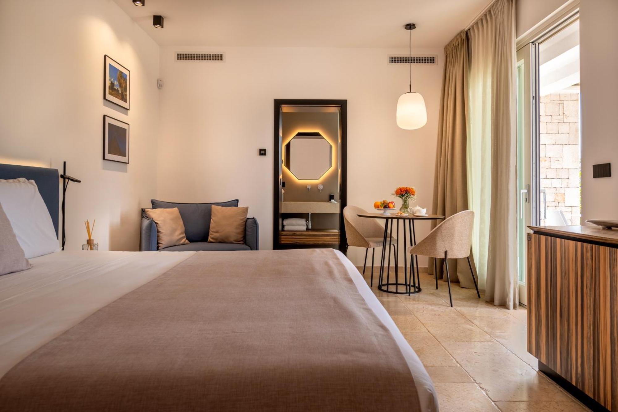 Essenza Relais Contemporaneo Bed & Breakfast Cisternino Ngoại thất bức ảnh